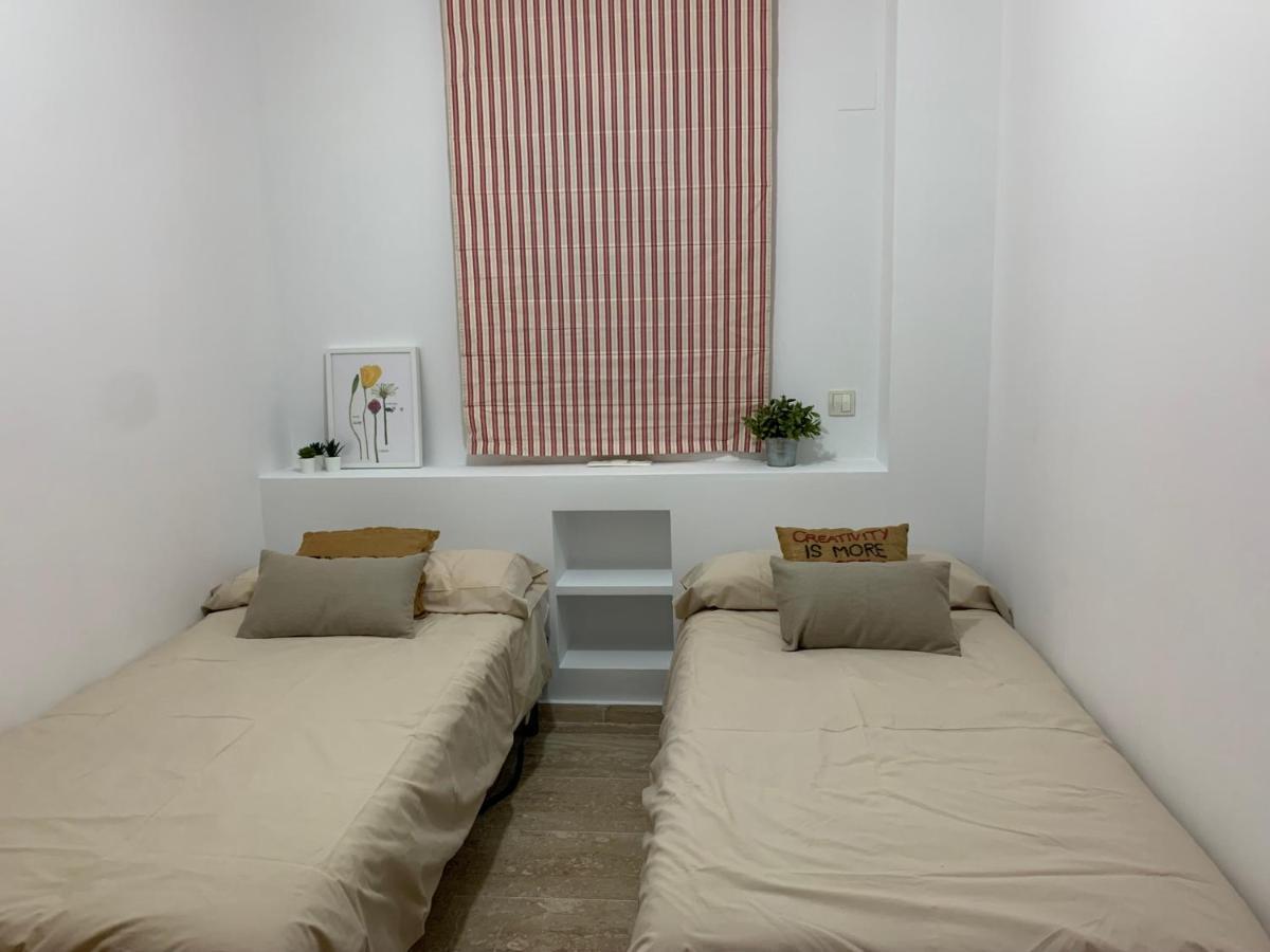 Primera Linea De Playa En Chapas Apartamento Marbella